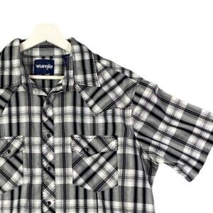 WRANGLER Black Pearl‎ Snap Button Top Mens SZ L Black Plaid Short Sleeve Western